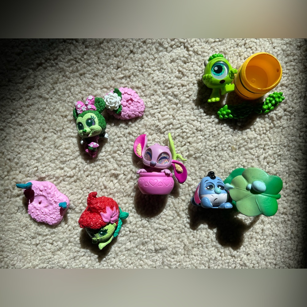 Disney doorables in full bloom